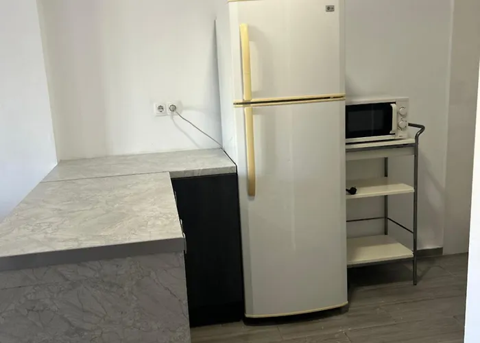 La Ferroviaria - No Fumadores - 1 - Sin Ascensor Pensionat 3*